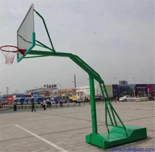篮球场中需要的器材有